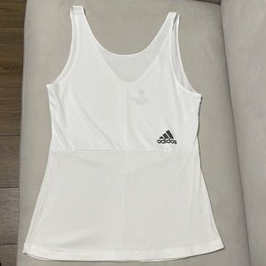 Adidas top